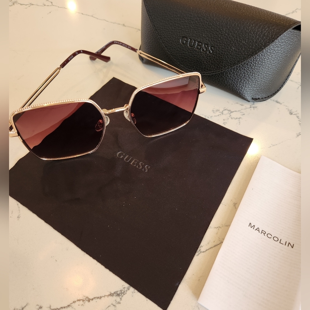 New!! || GUESS || Sunglasses, Wire Frame, Square Lenses, Wire Temple - Picture 3 of 8